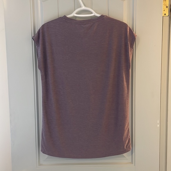 Sleeveless athletic top XS - Picture 2 of 3